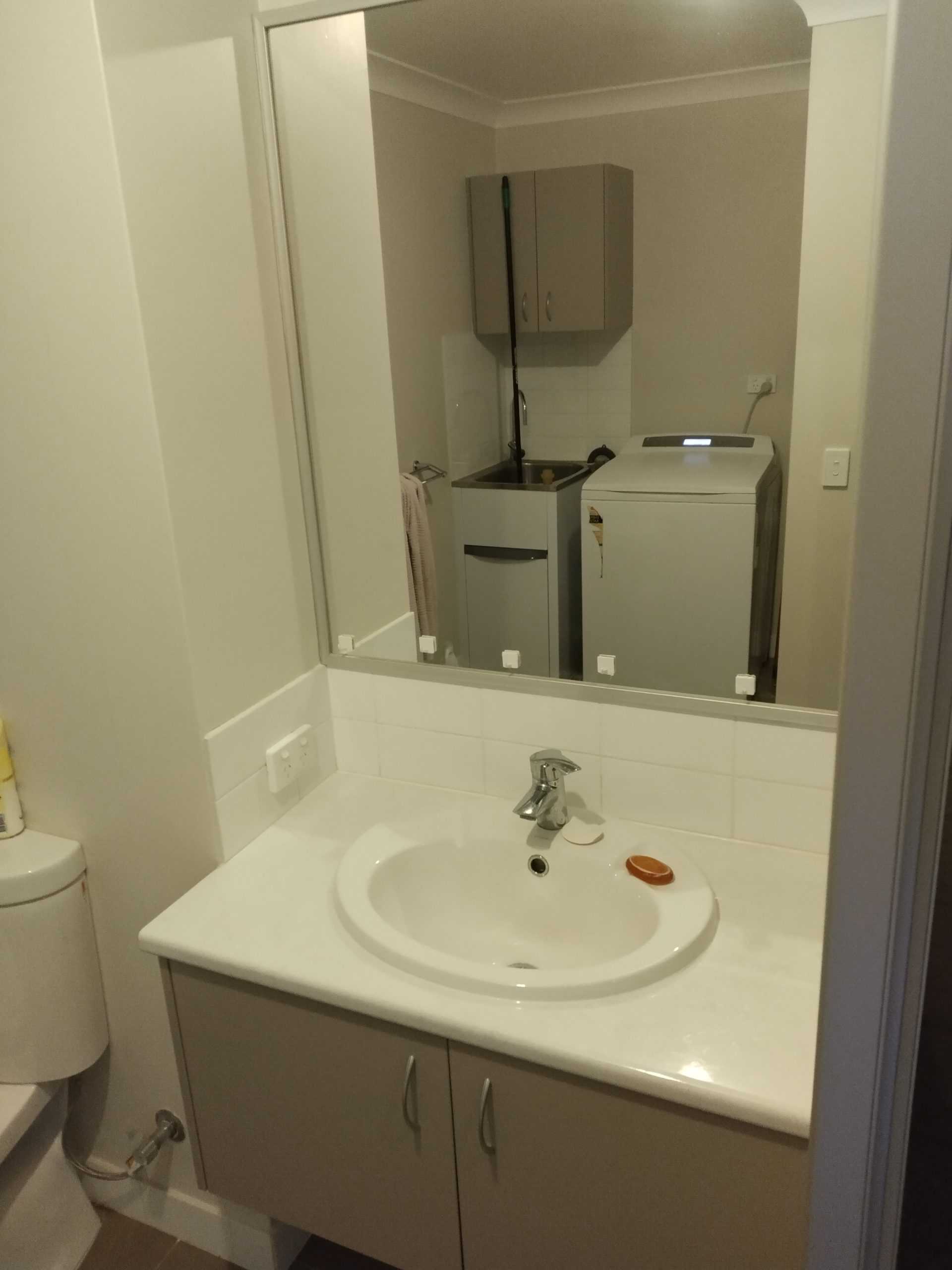 Apartment to share. One bedroom and bathroom avail 