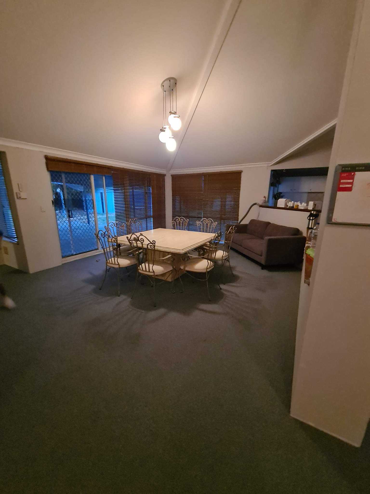 Huge bedroom for Rent!!